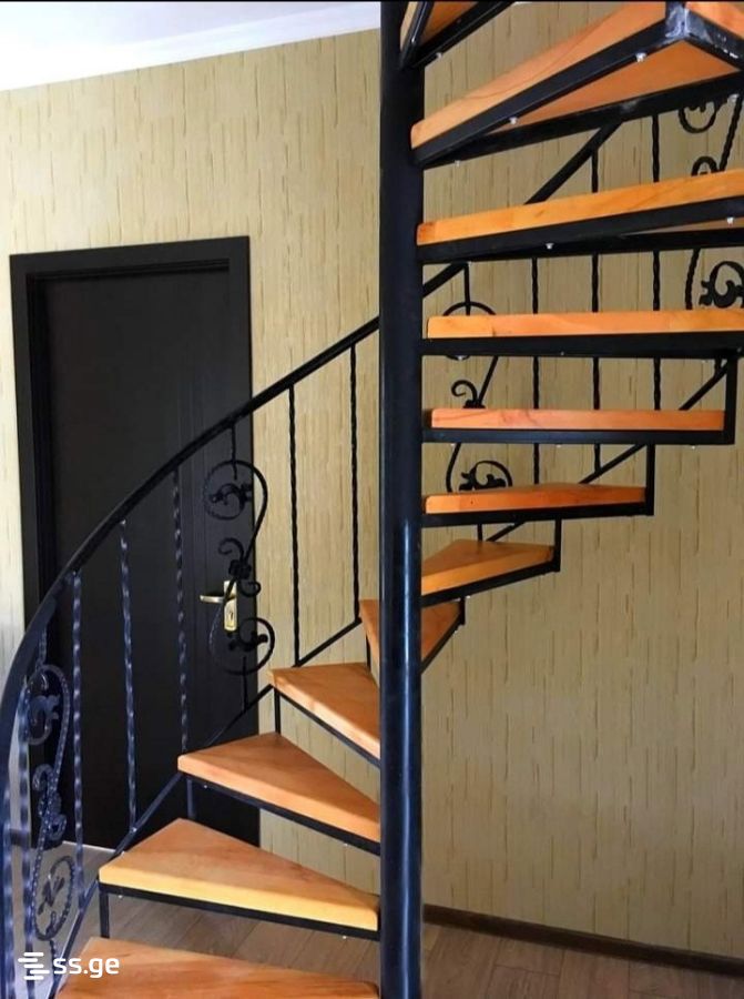 8 Room Summer Cottage Daily Rent. Manglisi view 10