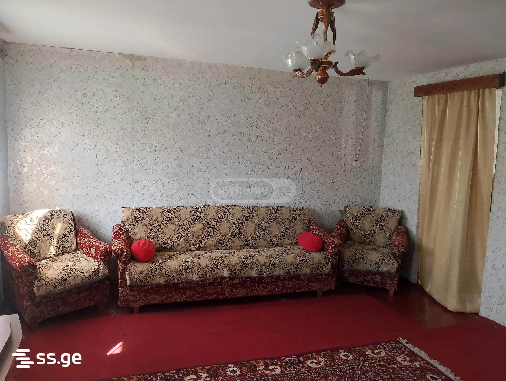 5 Room Private House For Rent. Poti view 5