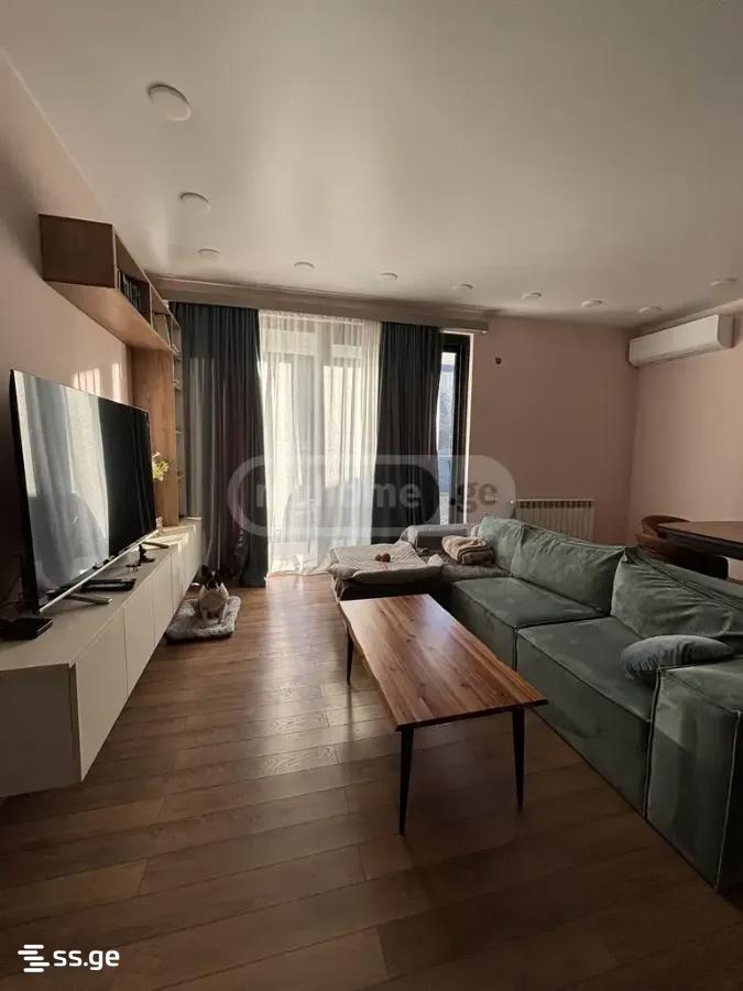 7 Room Private House For Sale view 3