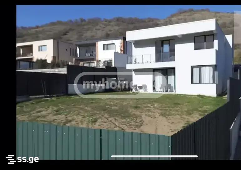 7 Room Private House For Sale view 31