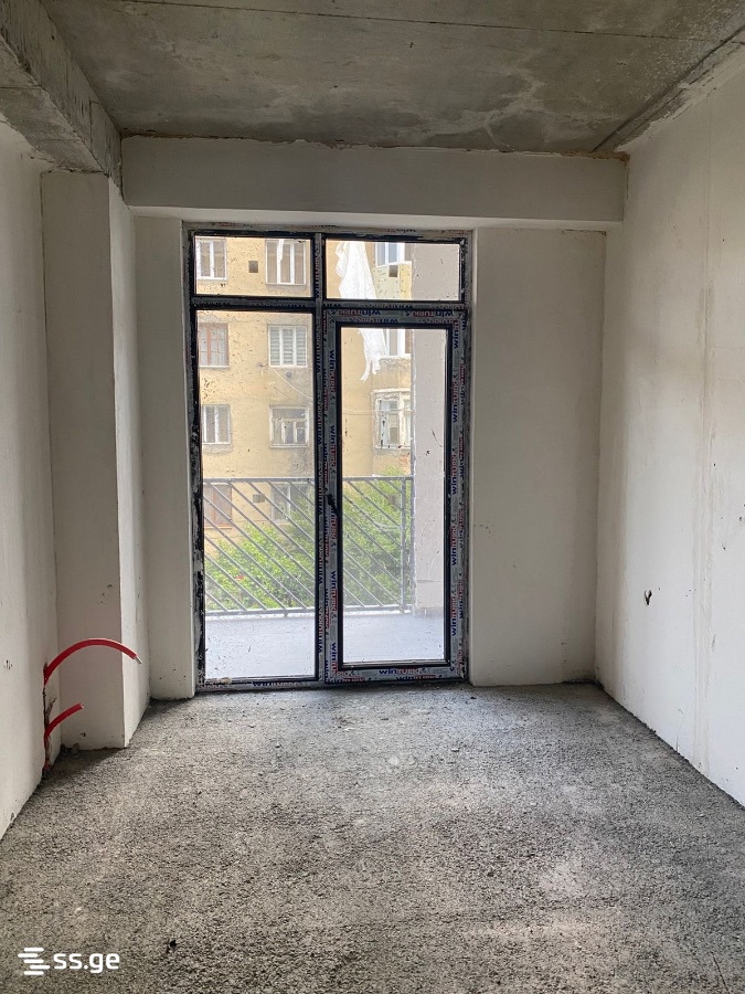2 Room Flat For Sale view 1