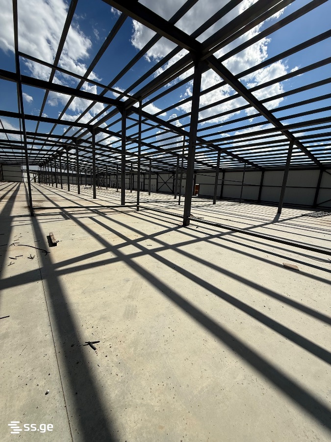 Store-Industrial Property For Rent. Gamarjveba view 3