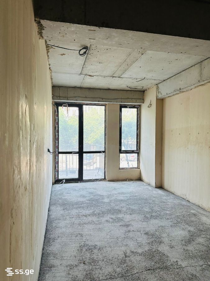 3 Room Flat For Sale view 5