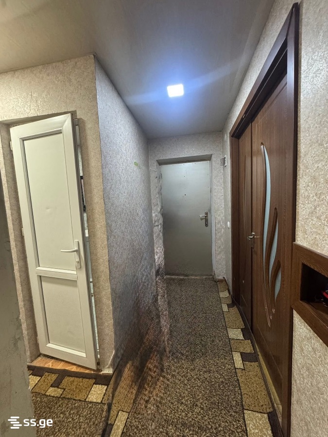 3 Room Flat For Sale view 2