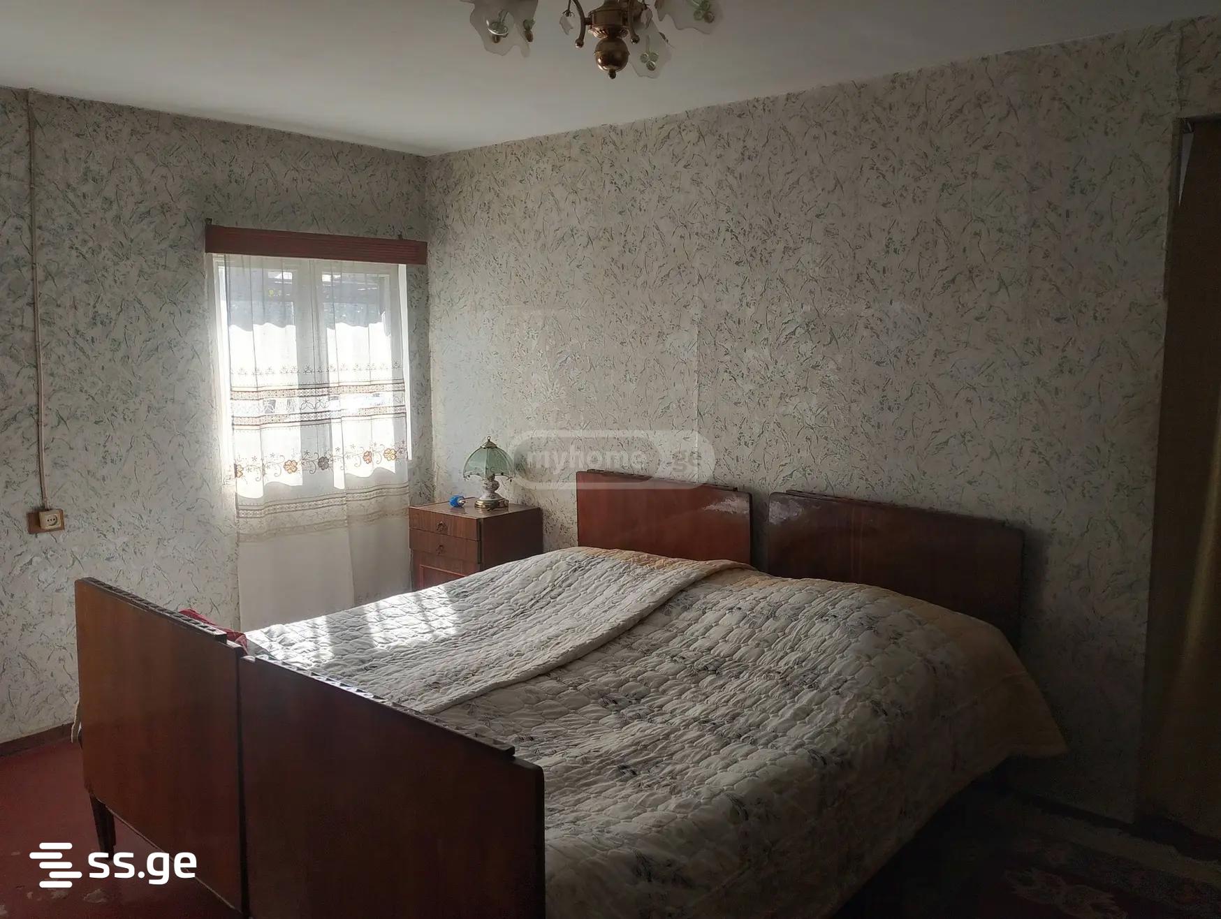 5 Room Private House For Rent. Poti view 9