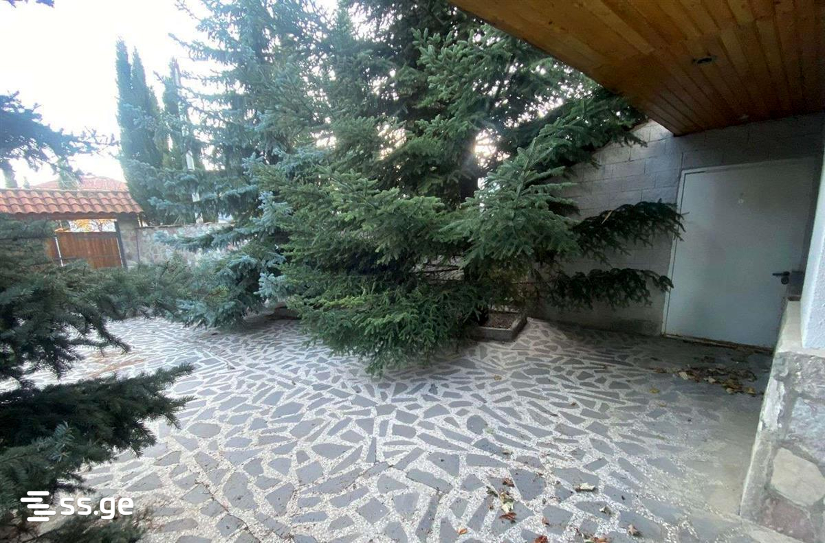 7 Room Private House For Sale view 14