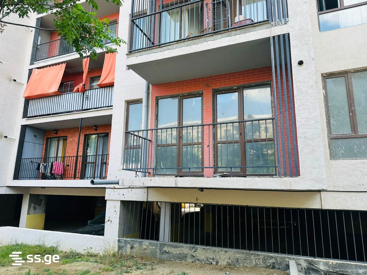 3 Room Flat For Sale view 6