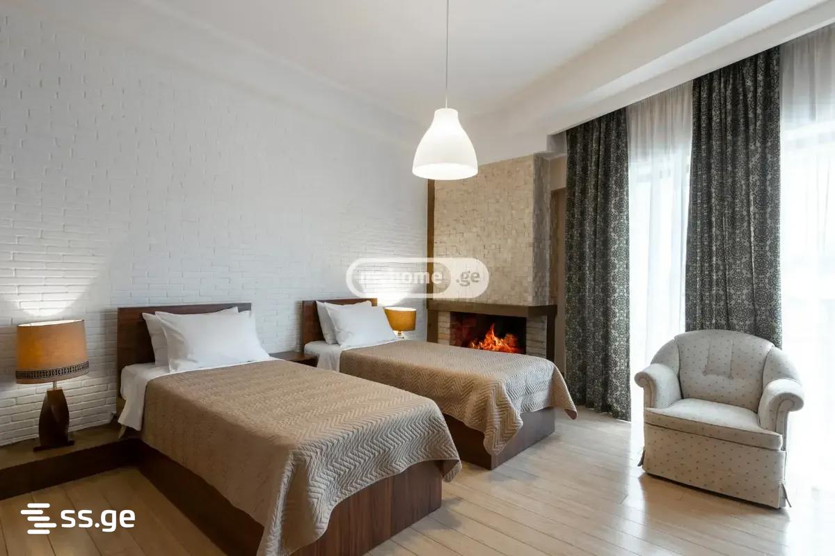 12 Room Hotel For Rent. Vera view 32