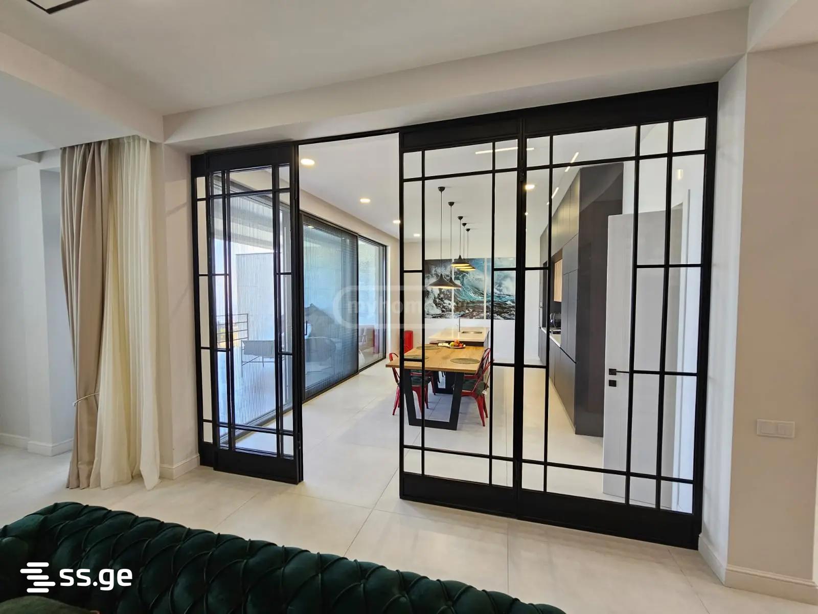 8 Room Private House For Sale view 15