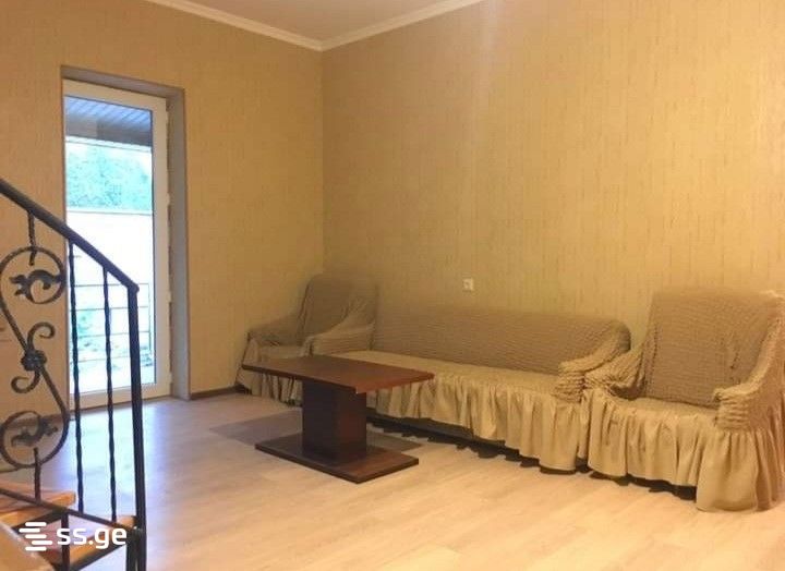 8 Room Summer Cottage Daily Rent. Manglisi view 4
