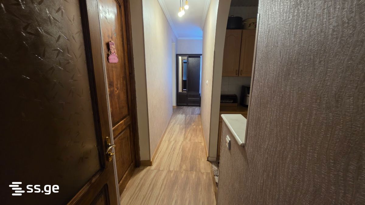 6 Room Flat For Sale view 4