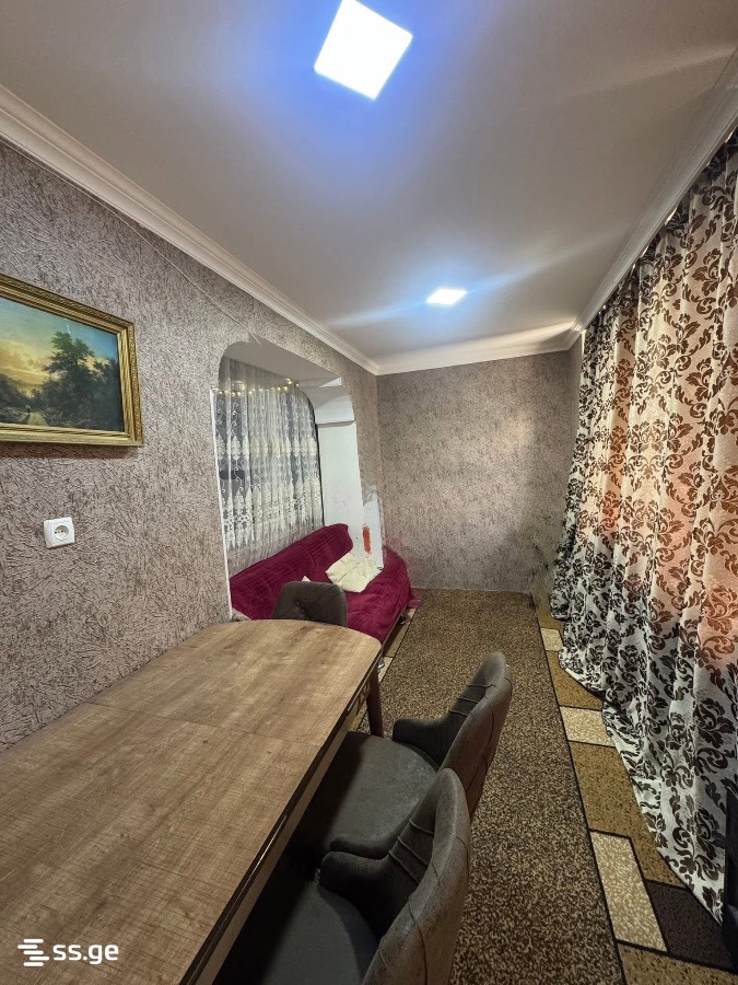 3 Room Flat For Sale view 3