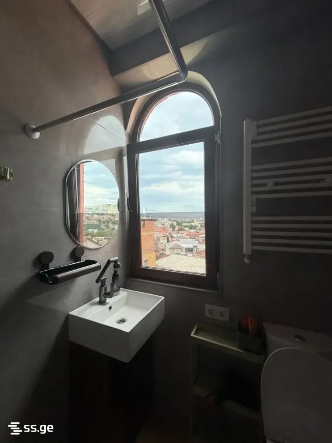 5 Room Private House For Rent. Sololaki view 11