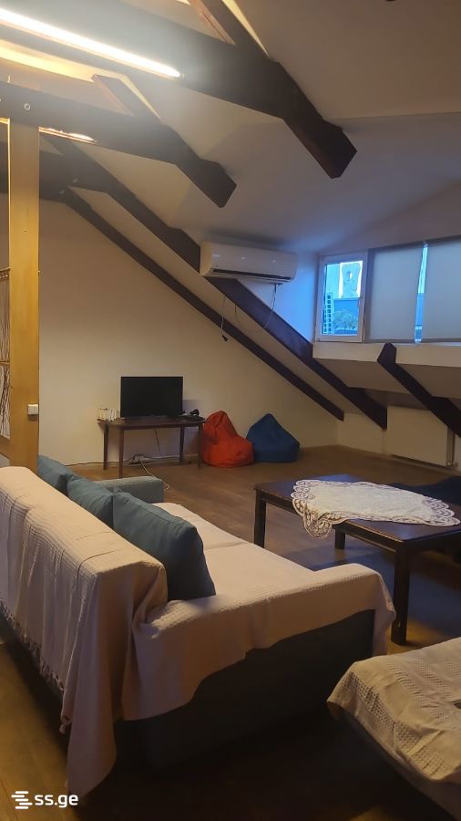 3 Room Flat Daily Rent. Chugureti view 2