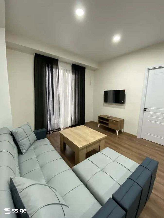 3 Room Flat For Sale, 1 of 4