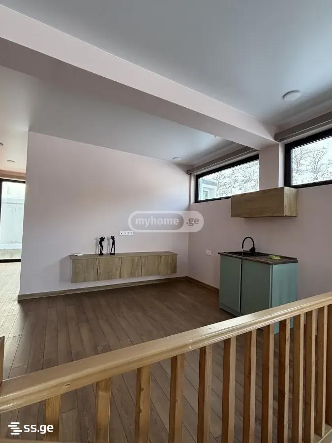 7 Room Private House For Sale view 22