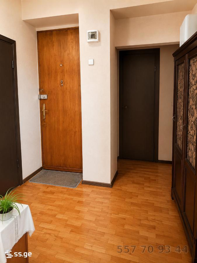 3 room Flat For Sale. Vazisubani - Widok 3