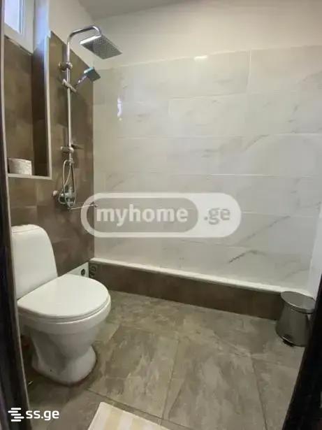 6 Room Hotel For Rent. Sololaki view 34