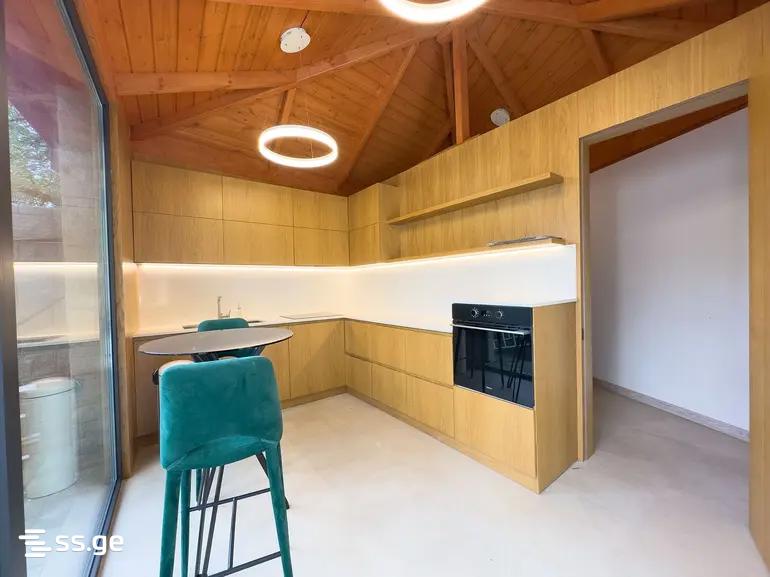 7 Room Private House For Sale view 5