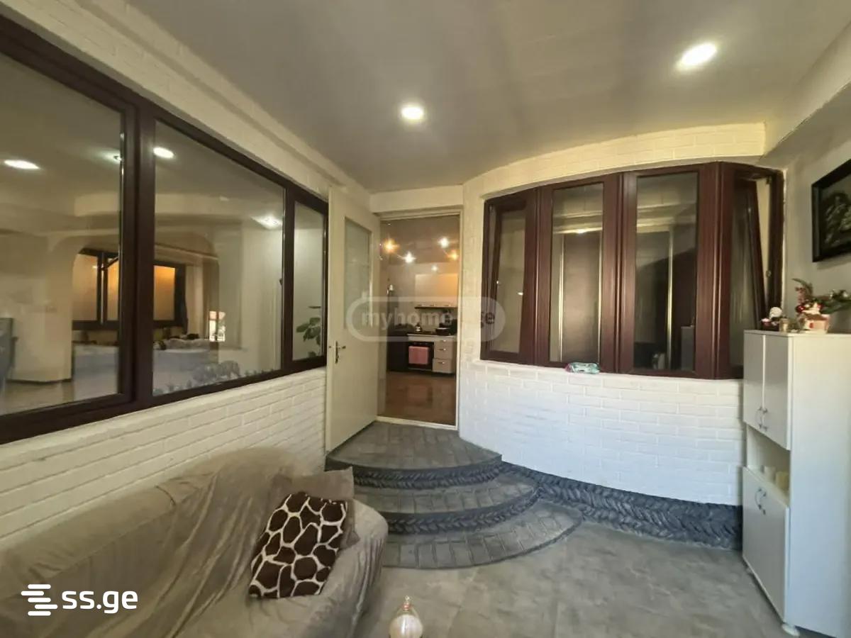4 Room Private House For Sale view 3