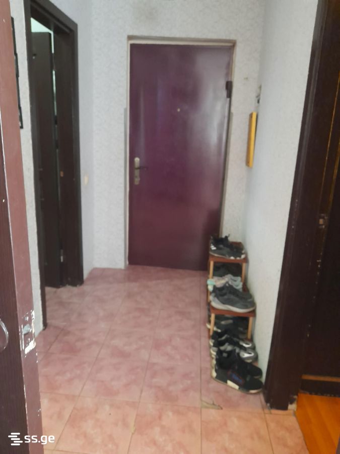 2 Room Flat For Sale view 3