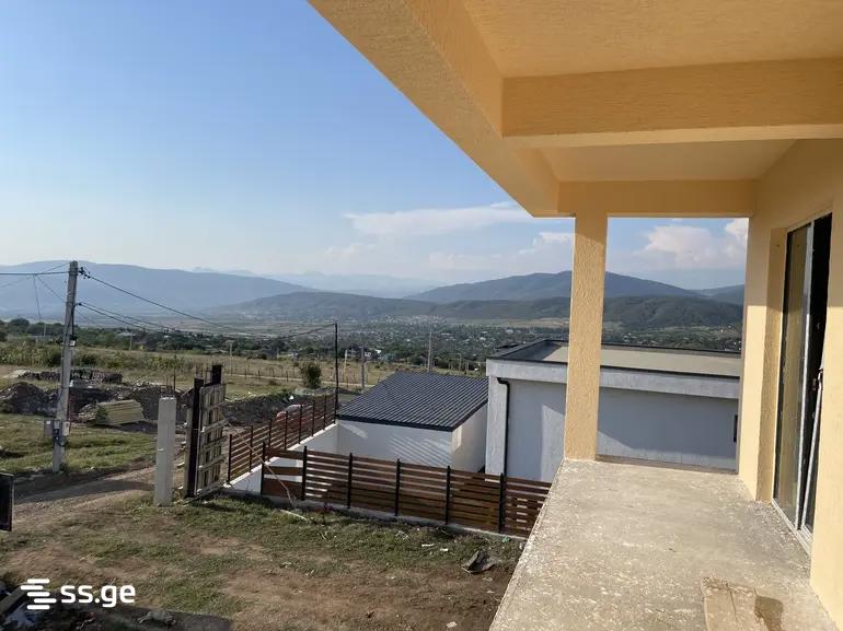 6 Room Private House For Sale view 3