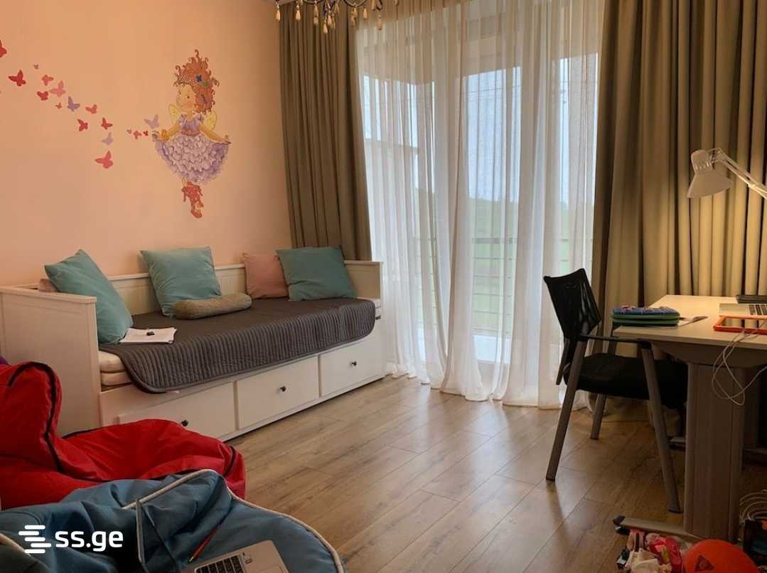 4 Room Private House For Sale view 8