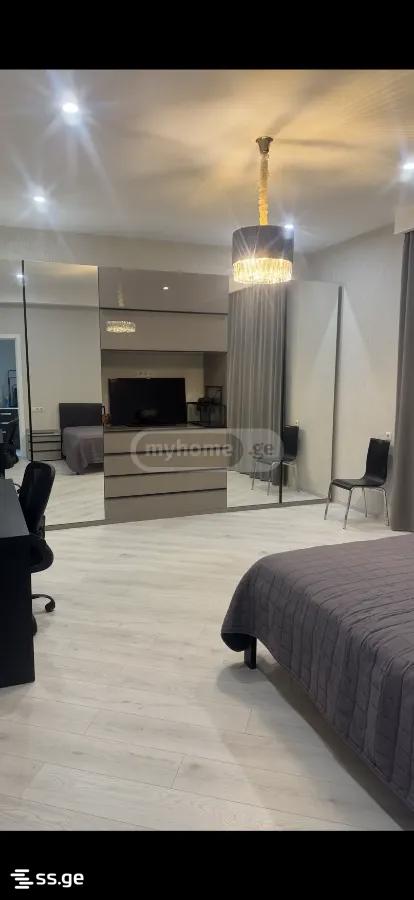 6 Room Summer Cottage For Rent. Mtatsminda view 4