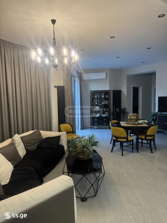 6 Room Summer Cottage For Rent. Mtatsminda view 11