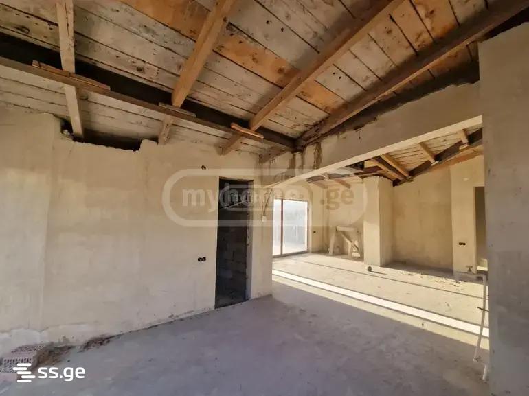 8 Room Hotel For Sale view 2