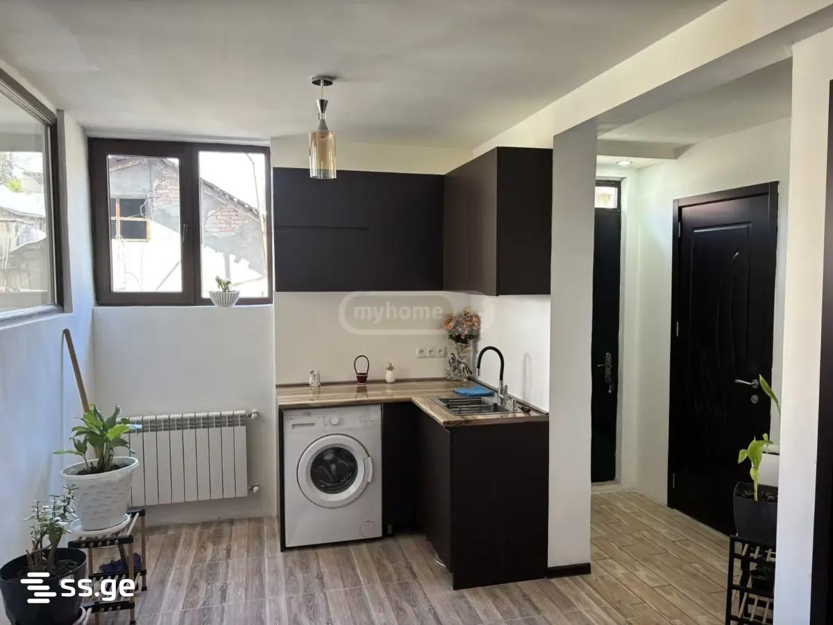 4 Room Private House For Sale view 9
