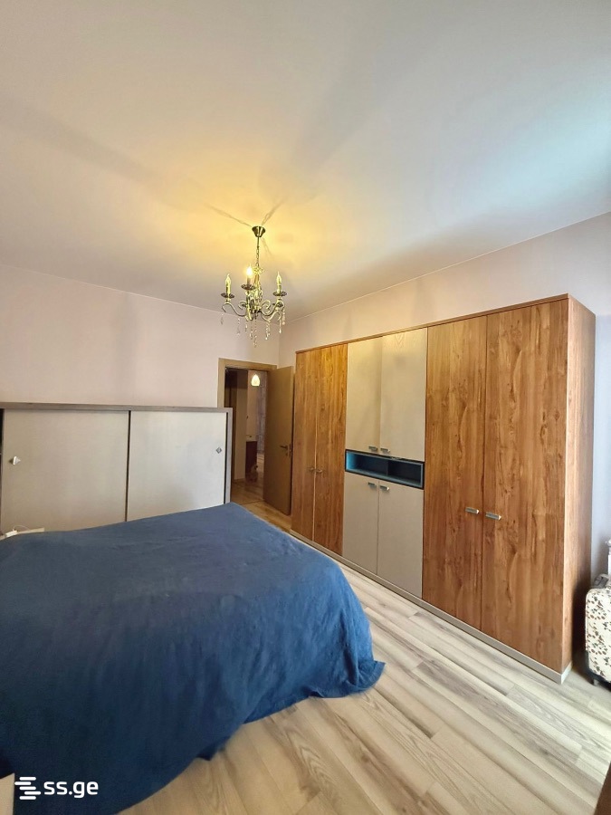 4 room Flat For Sale. Saburtalo - Widok 3