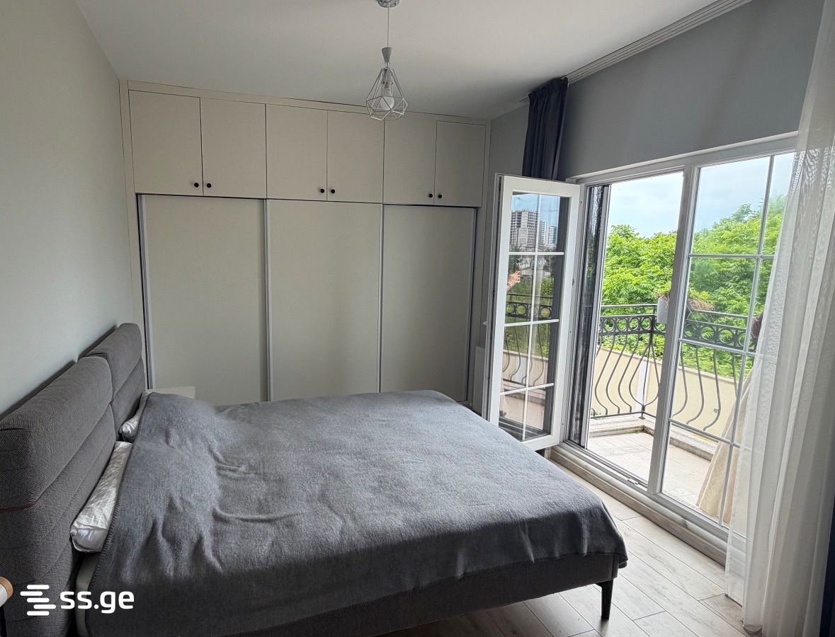 3 Room Flat For Rent. Batumi view 8
