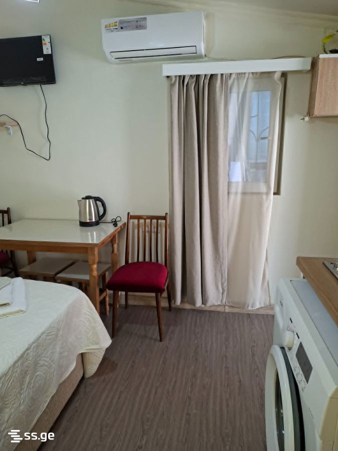 1 Room Private House Daily Rent. Avlabari view 4
