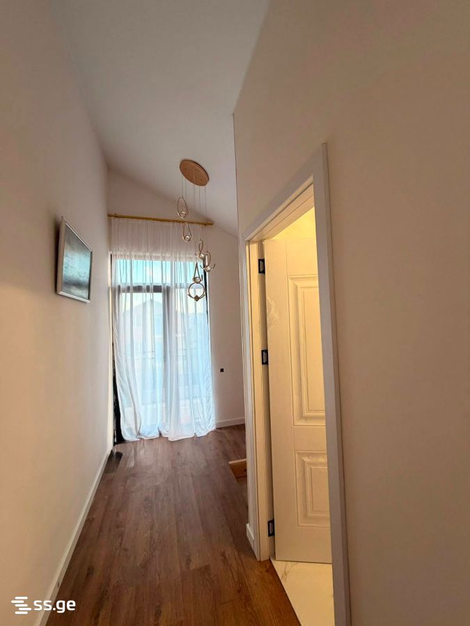 5 Room Private House For Sale view 7