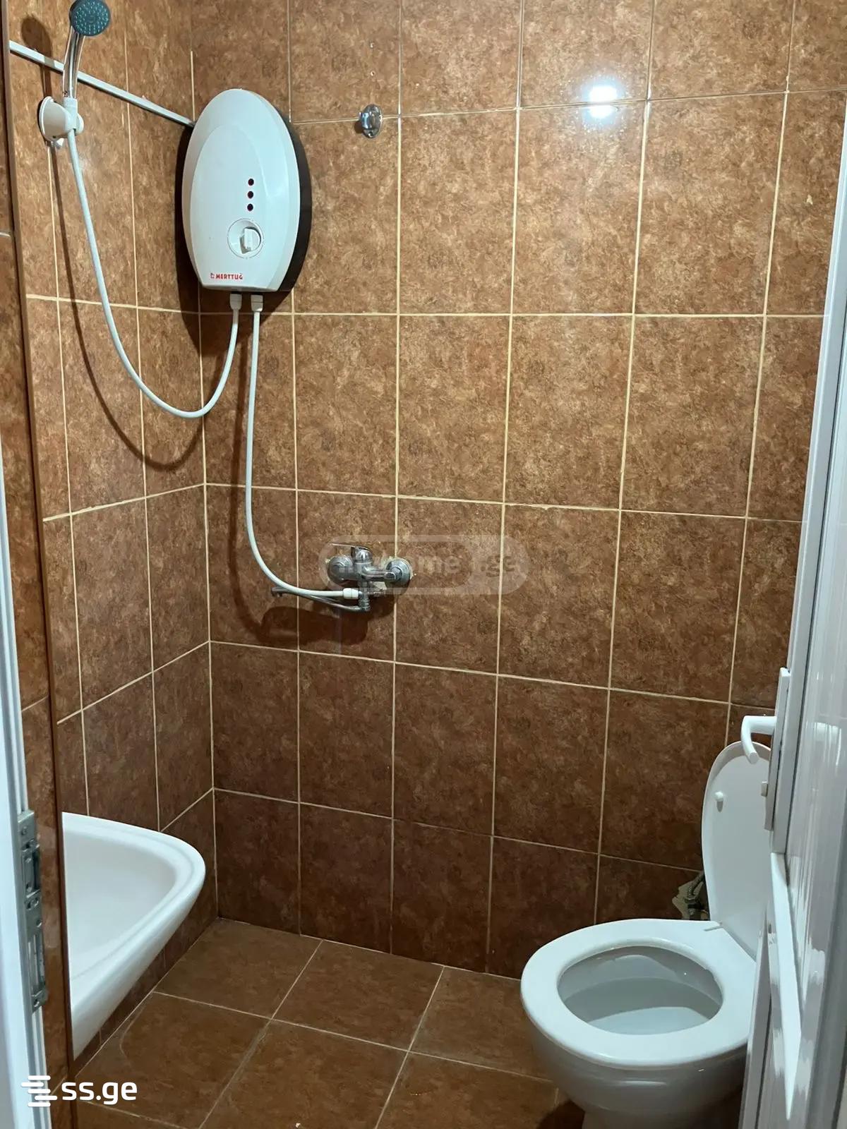 10 Room Hotel For Rent. Batumi view 15