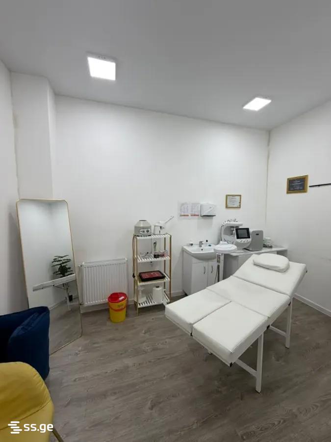 Commercial Space For Sale. Avlabari view 8