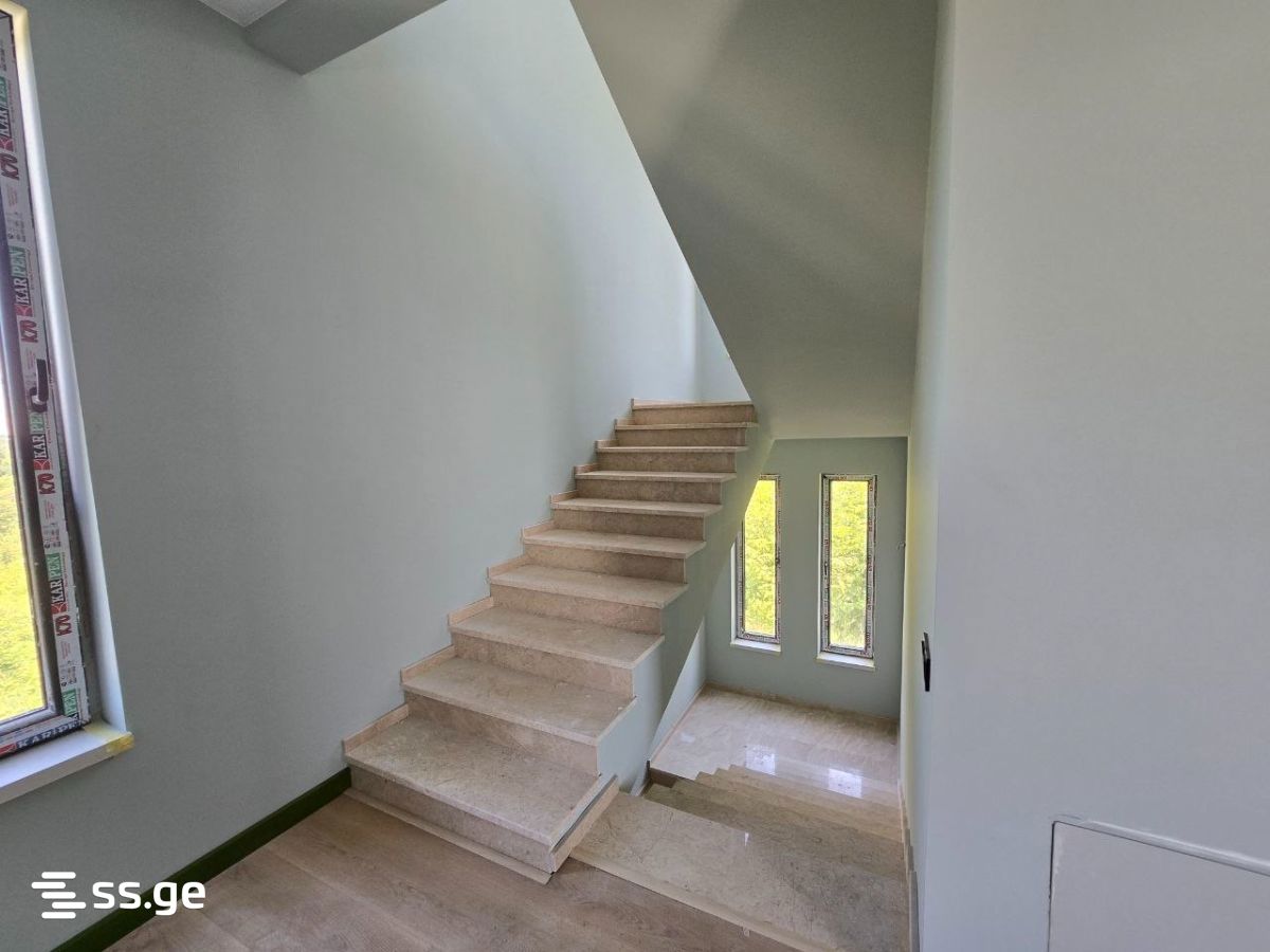 6 Room Summer Cottage For Sale view 12