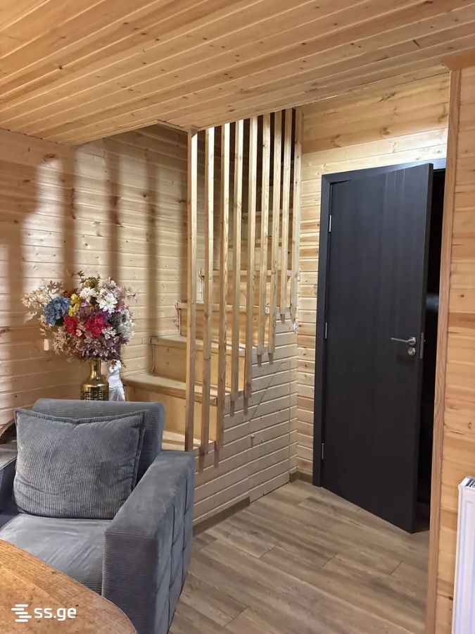 3 Room Private House For Rent. Sololaki view 9