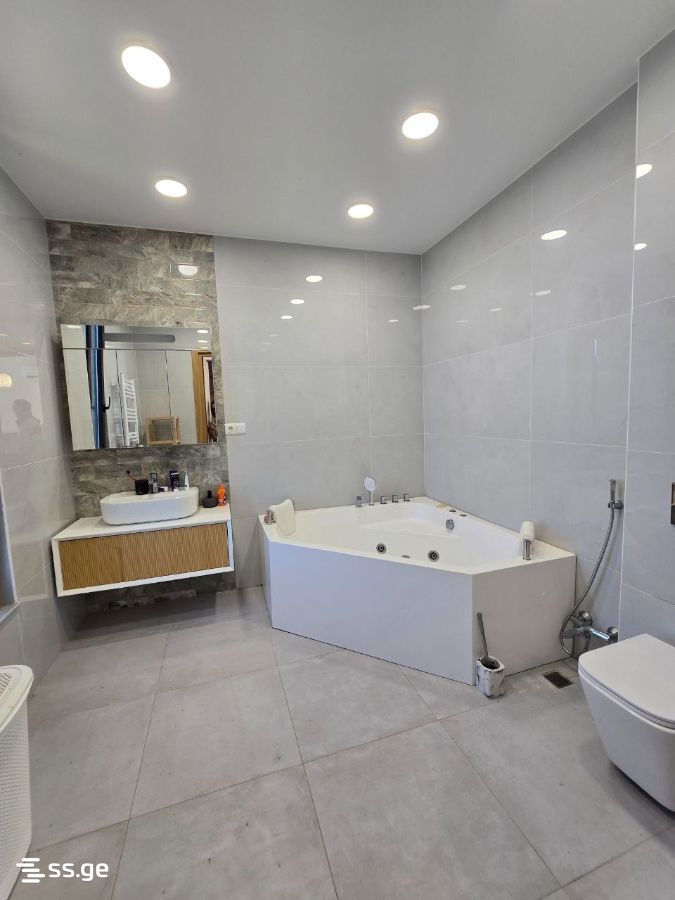 6 Room Summer Cottage For Sale view 2