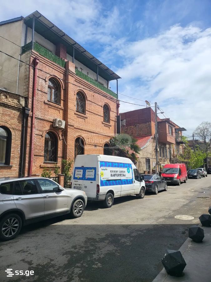 Commercial Space For Sale. Avlabari view 5