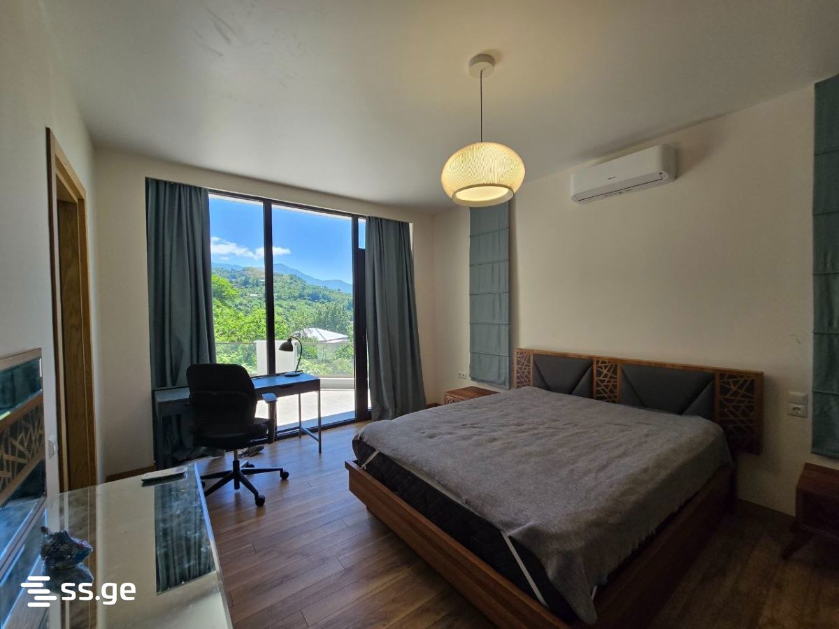 6 Room Summer Cottage For Sale view 7