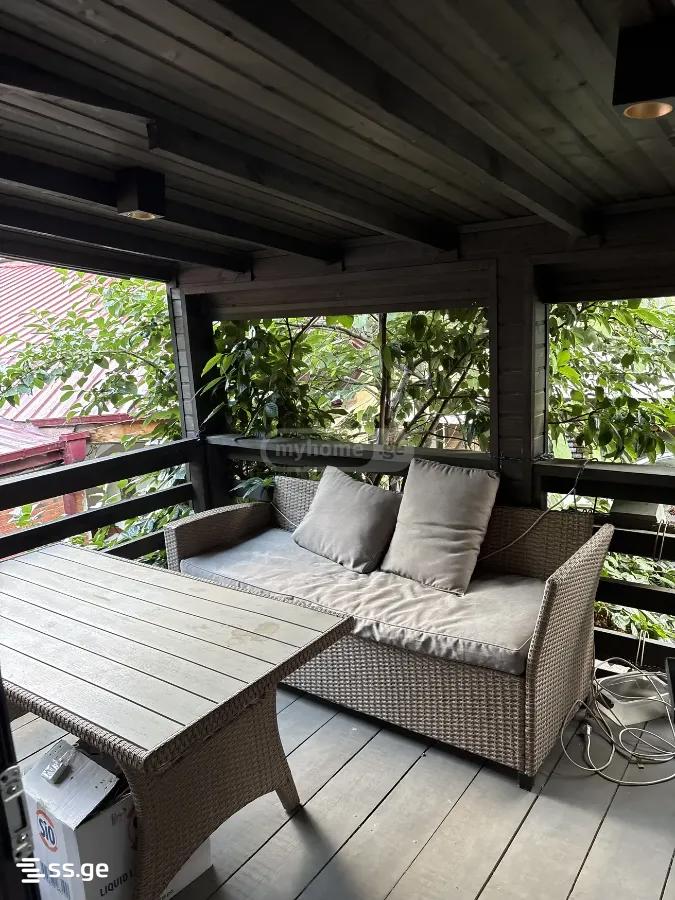 3 Room Private House For Rent. Sololaki view 15