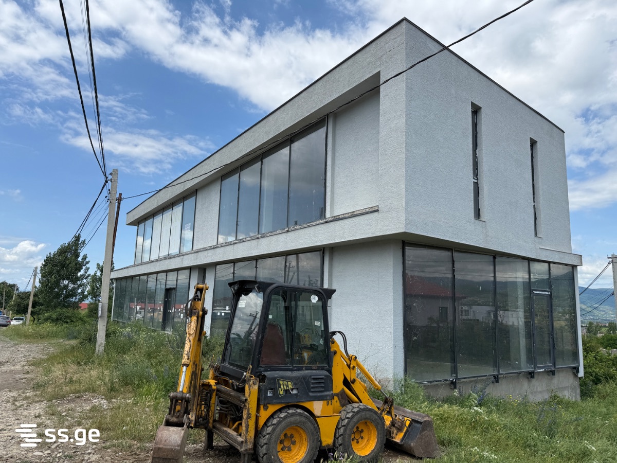 Shopping Property For Sale. Saguramo view 6