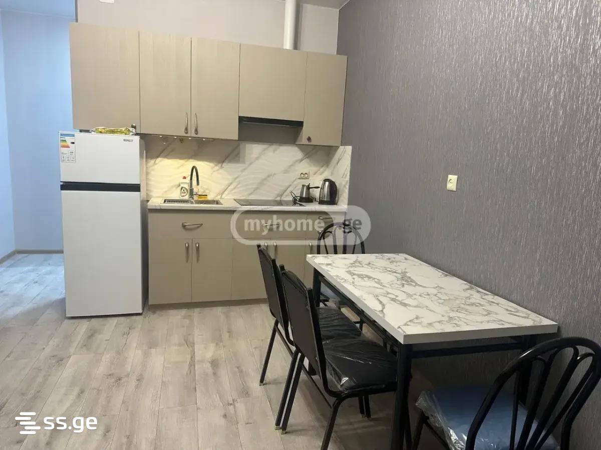 2 Room Private House For Rent. Varketili view 4