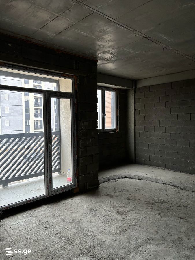 5 Room Flat For Sale, 1 of 4
