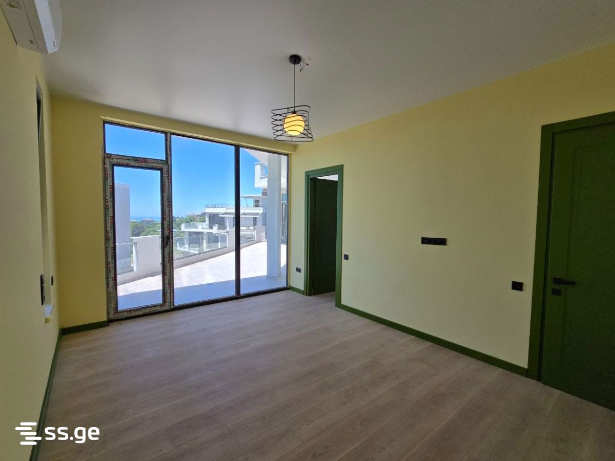 6 Room Summer Cottage For Sale view 9