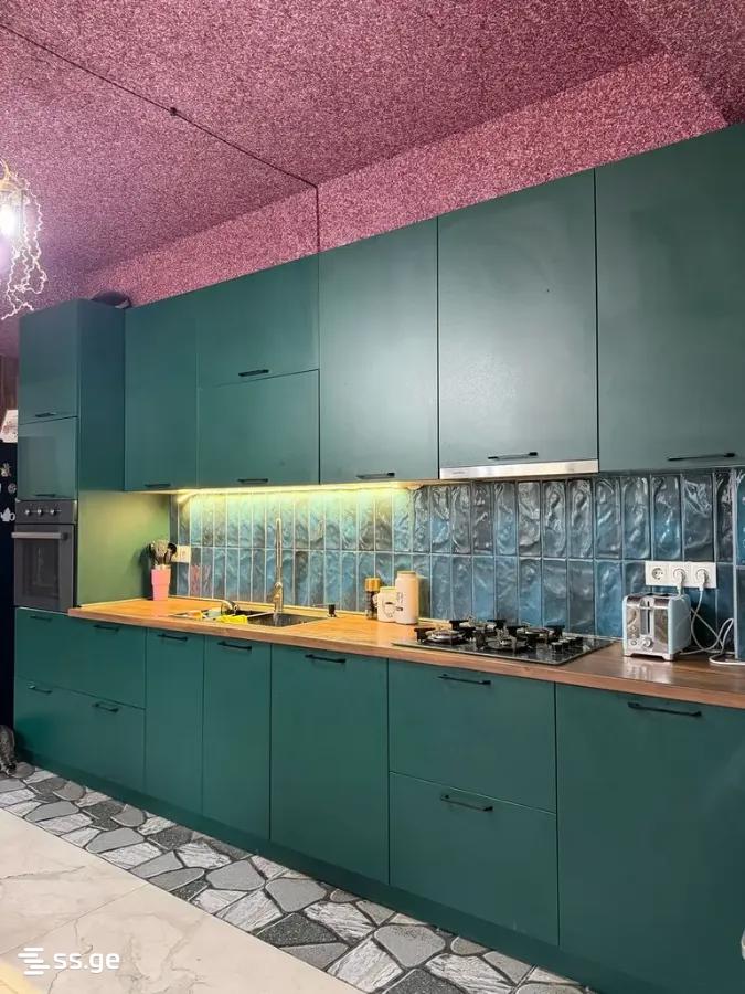5 Room Private House For Rent. Sololaki view 3