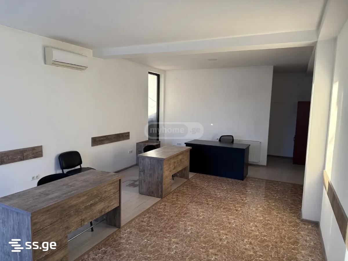Commercial Real Estate For Rent. Gori view 4