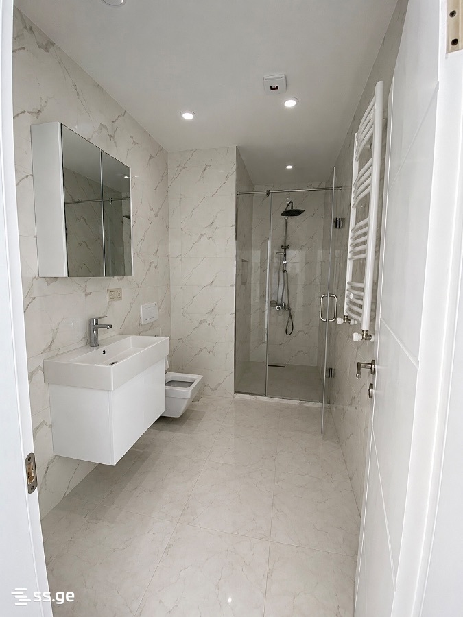 3 Room Flat For Rent. Batumi, 4 of 4